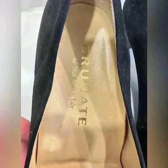 BRUNATE WOMEN'S SUEDE EFFECT FLATS-BLACK-with SILVER BUCKLE SZ 38(EU) - Picture 4 of 9